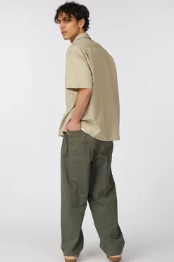 Pantalon One Tuck Wide Fatigue Pants