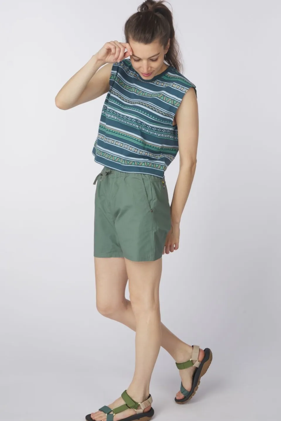 Short Ghoral Short