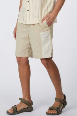 Short Sequoia Grove™ Woven Short
