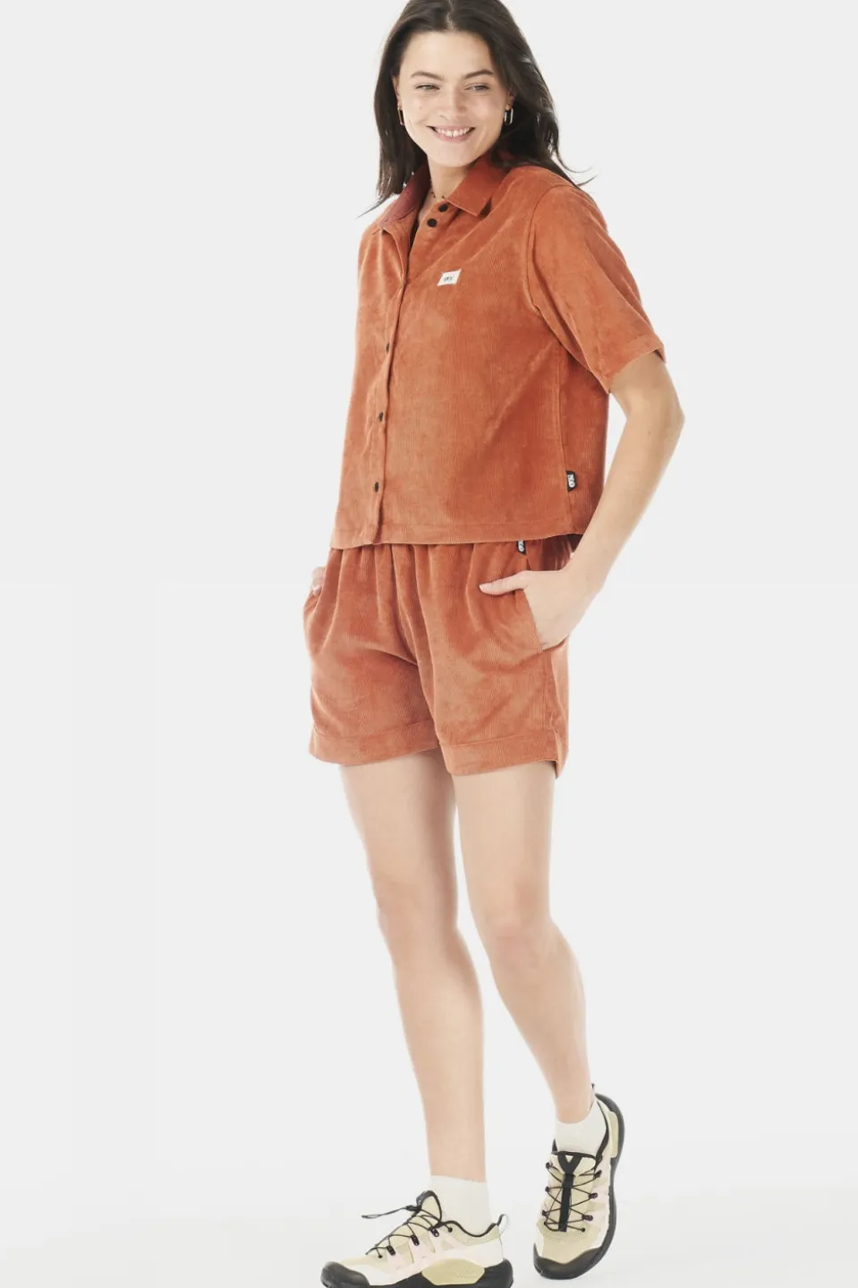 Short Sesia Cord Shorts